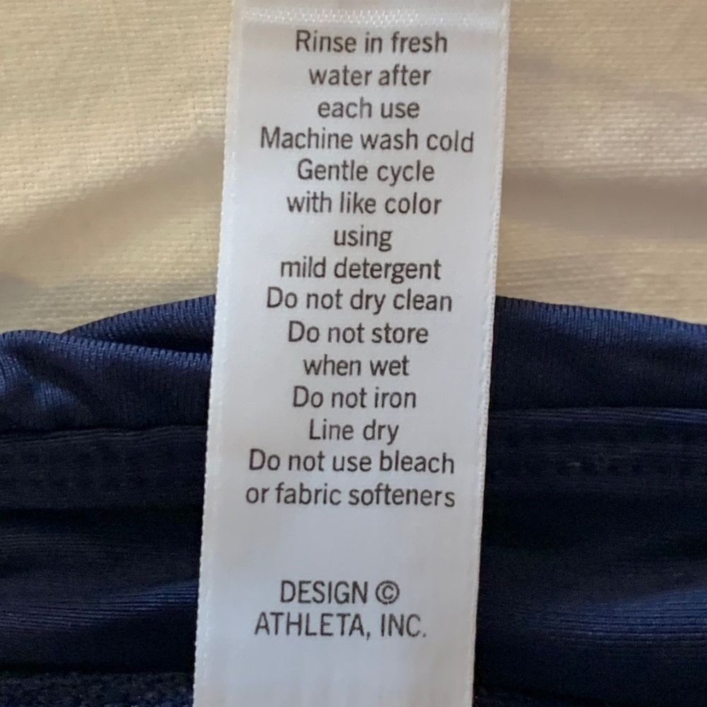 EUC – Athleta – Ruched Bikini Bottoms – Navy – Size Large - Picture 4 of 5